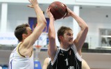 «Нижний» уступает «Химкам» в напряженном матче