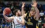 «Нижний» обыгрывает АЕК в важном матче Еврокубка 86-79