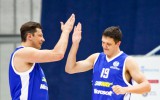 Сергей Панов и Семен Антонов сыграли в баскетбол на «Инотеке» 